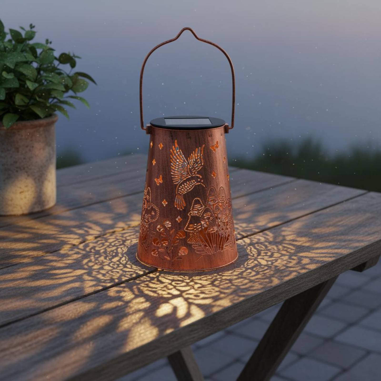 Floral Garden Lantern Pattern  - Hanging Outdoor Lighting recensie en prijs