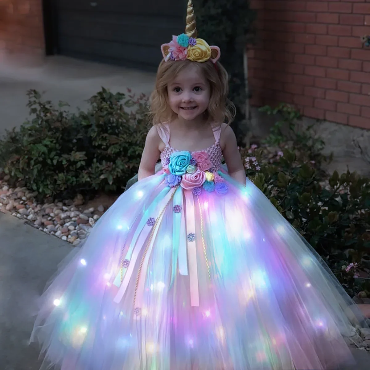 Gilrs Long LED Unicorn Tutu Dr - Outdoor Lighting Halloween recensie en prijs